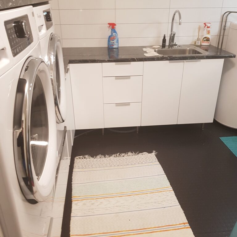 Toteutettu kylpyhuone